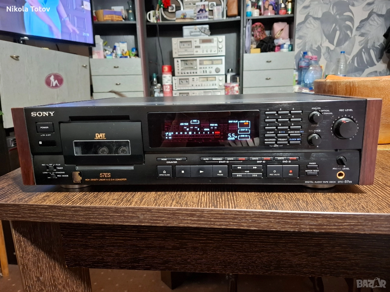 Продава се DIGITAL AUDIO TAPE DECK ( DAT) Sony DTC-57ES., снимка 1