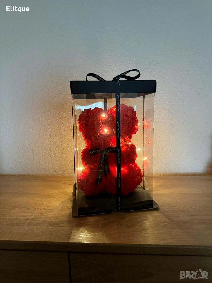 Червено мече от рози. Перфектният подарък за свети Валентин. Височина: 25см, снимка 1