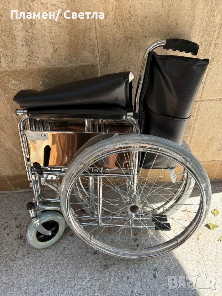 Продавам нова неизползвана инвалидна количка, снимка 1