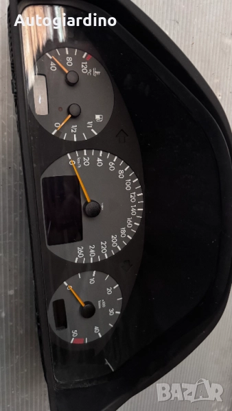 Километраж за Mercedes E270 - 110.080.063/008 / A2105402911, снимка 1