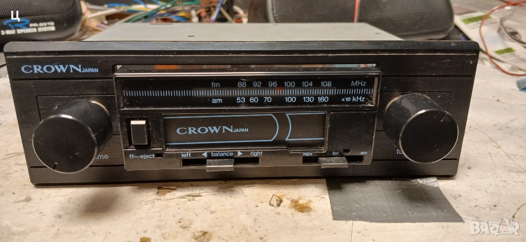 Ретро радиокасетофон CROWN, снимка 1