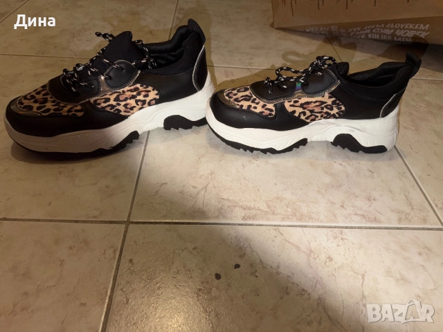 Дамски маратонки 