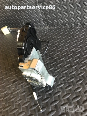 Механизъм за заключване на предна лява врата за Subaru Legacy (2004-2008), снимка 2 - Части - 54238054