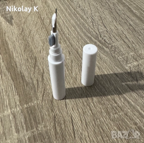 3-в-1 инструмент за почистване на слушалки 