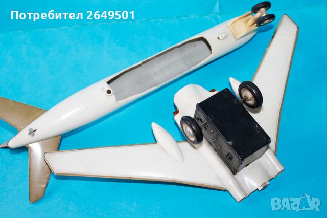 1960те СССР Самолет ТУ-134 играчка с батерии, работещ, снимка 7 - Колекции - 45149528