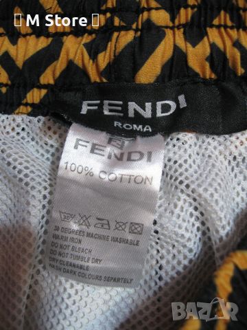 Fendi къси панталони размер М, снимка 3 - Къси панталони и бермуди - 45119545