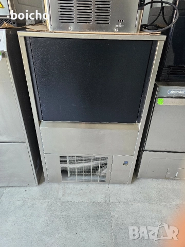 Професионален ледогенератор GGM 52 кг., снимка 2 - Други - 52636090