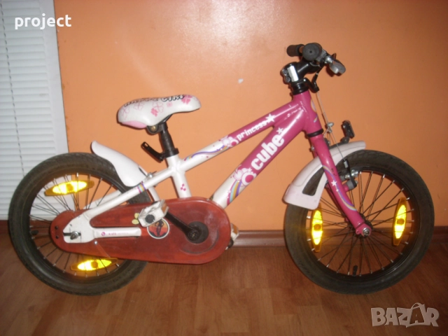 CUBE 16" USA АЛУМИНИЕВ  детски велосипед,колело +спомагателни.Идеален., снимка 1 - Детски велосипеди, триколки и коли - 48952664