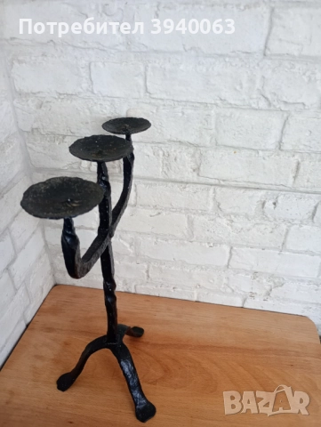 Стар свещник ковано желязо, снимка 8 - Други ценни предмети - 52889194