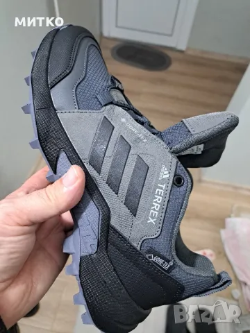 маратонки adidas, снимка 4 - Маратонки - 48257485