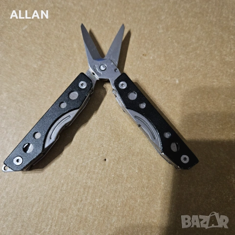 Продавам мултитул ключодържател Гербер / Gerber Shortcut , снимка 4 - Ножове - 53904826