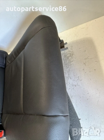 Седалка задна лява 3-ти ред кожа черна за Chevrolet Captiva 2.2 VCDi (2012), снимка 2 - Части - 54293888