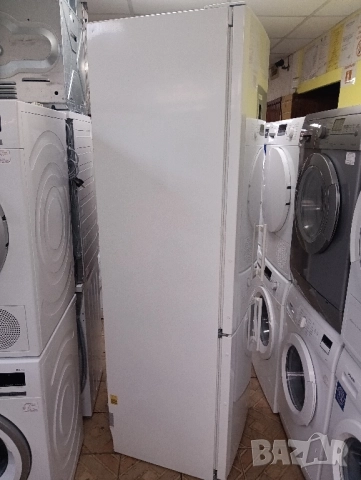 Комбиниран хладилник с фризер Liebherr Made in Germany 2 години Гаранция!, снимка 6 - Хладилници - 52396493