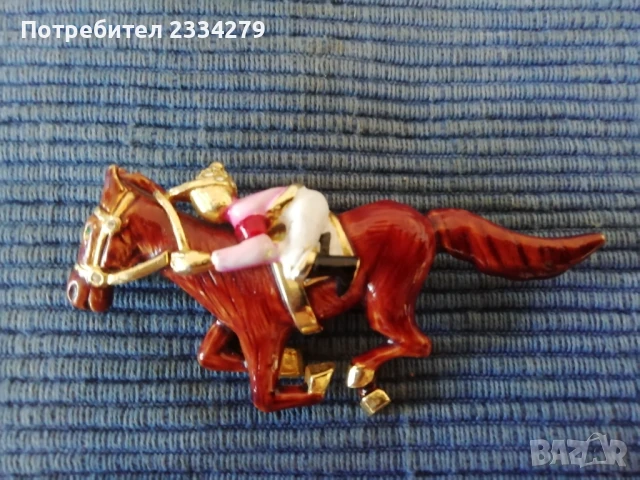 Щипка игла за вратовръзки националната полиция Испания,ерата на Франко(преди конституцията) Брошка. , снимка 6 - Антикварни и старинни предмети - 50344280