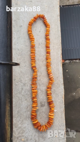 Голям кехлибарен гердан 75 грама, снимка 3 - Колиета, медальони, синджири - 52208257