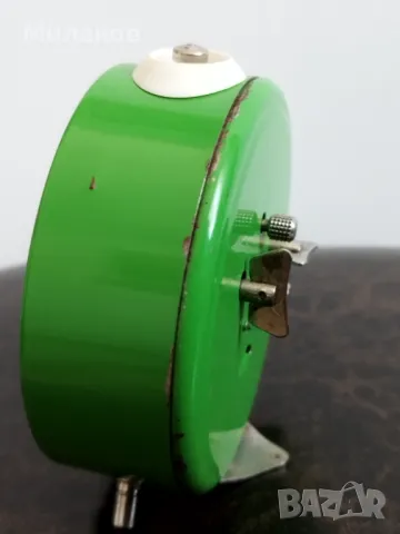 Стар механичен будилник, настолен часовник, снимка 4 - Антикварни и старинни предмети - 49880653