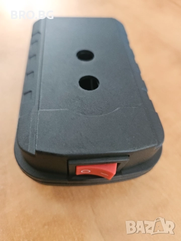 Aдаптер/преходник за Parkside батерия с прекъсвач + 2 x USB 5V 2A, снимка 3 - Друга електроника - 52751730