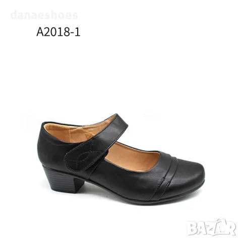 Дамски обувки с нисък ток и каишка с велкро залепване , снимка 1