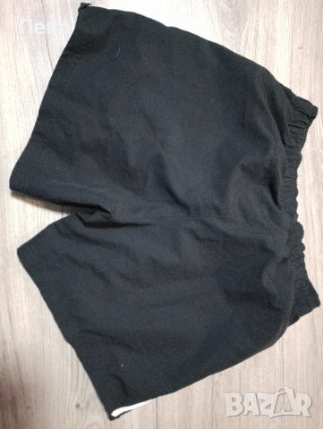 Къси гащи Adidas , снимка 3 - Къси панталони - 53668345