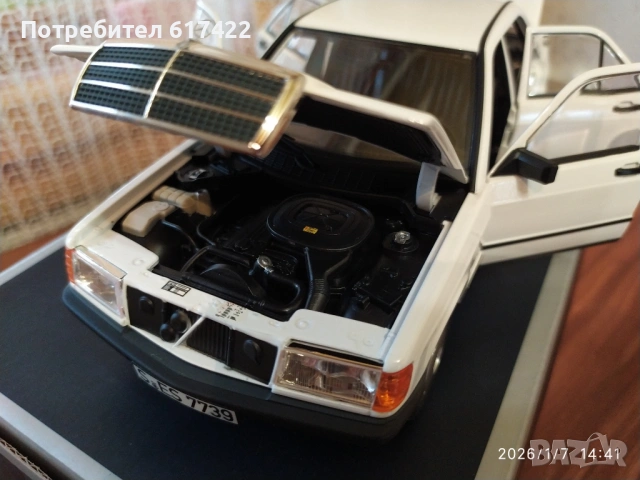 1:18 Метален модел на Mercedes Benz 190E W201-  Norev, снимка 12 - Колекции - 53022820