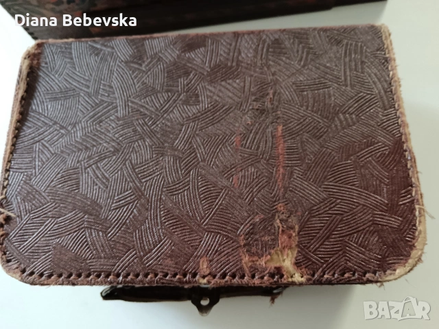 Кутии пирографирани за 25 евро и кожена за 15 евро Състояние ,видно от снимките., снимка 3 - Антикварни и старинни предмети - 53924521