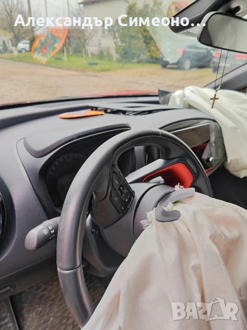 Продавам ударена Toyota Aygo x ENVY 2025