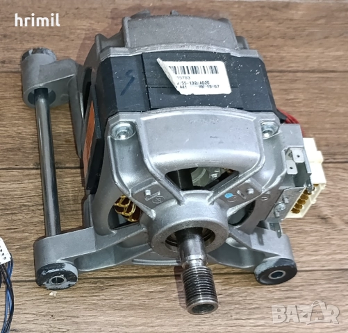 Части за пералня Ariston AMD 129, снимка 8 - Перални - 51831019