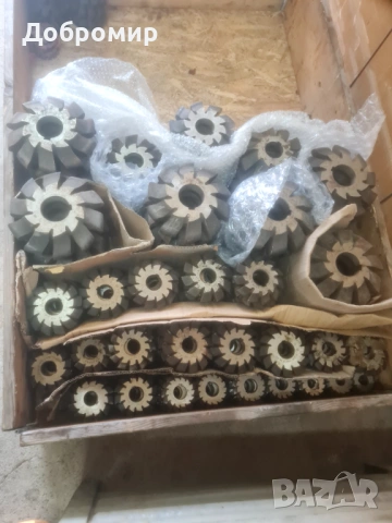 Модулни фрези комплекти.