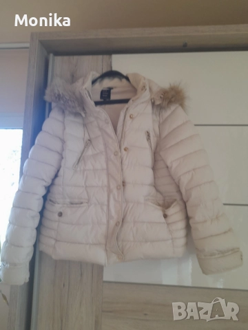 Продавом зимно яке