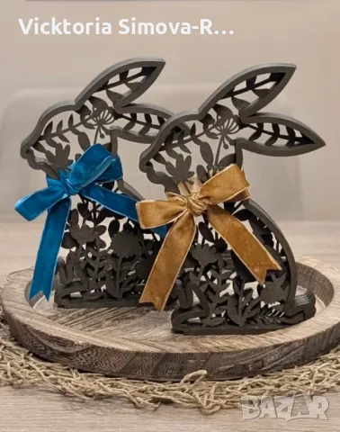 Дървена, великденска декорация - зайци