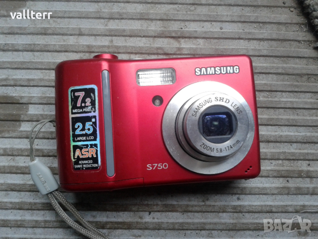 фотоапарати,,километраж хонда.колекция детски колички,станок бормашини, снимка 16 - Декорация за дома - 44773194