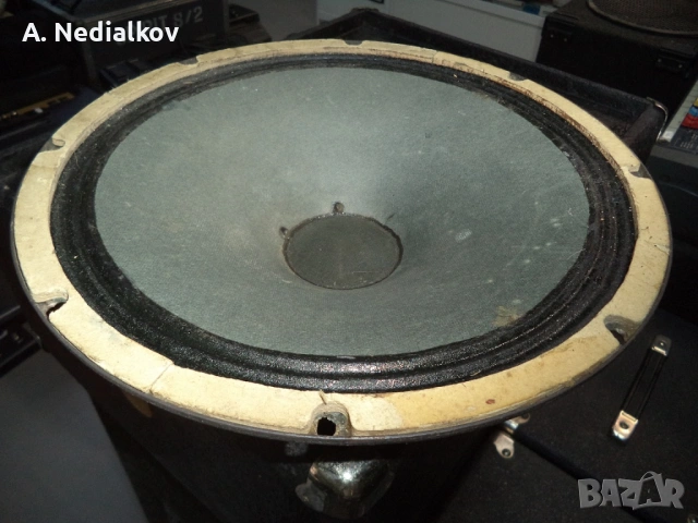 Fender guitar speaker, снимка 2 - Китари - 53822485