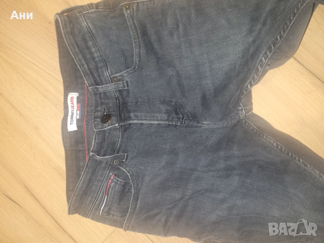 Дамски дънки Tommy Hilfiger, снимка 2 - Дънки - 51546188