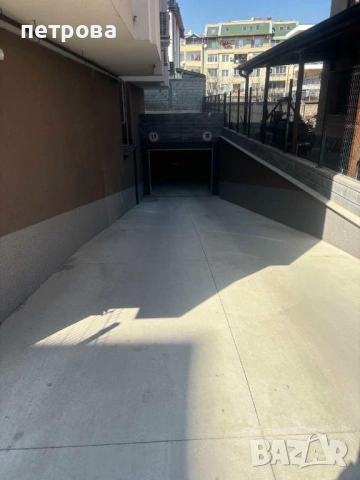 под наем парко място в гр. Пазардвик, снимка 7 - Гаражи и паркоместа - 53403279