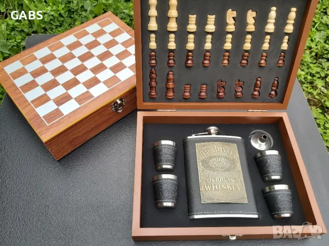 Стилен подаръчен комплект ШАХ Jack Daniel's 2 модела