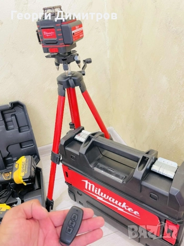 Лазерен Нивелир със Дистанционно Управление 