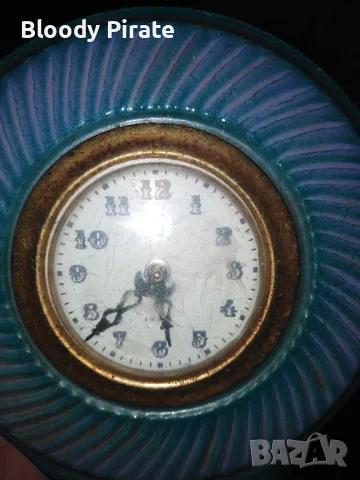 стар механичен часовник , снимка 2 - Антикварни и старинни предмети - 49782369