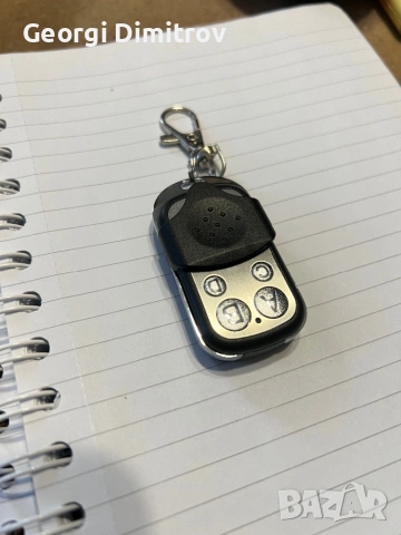 Универсално дистанционно управление за гаражни врати или аларми,работещо на честота 433MHz