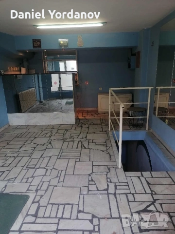 Продава се и под наем, снимка 4 - Гаражи и паркоместа - 53572222