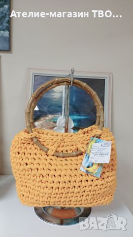 Дамска плетена чанта с дървени дръжки, снимка 1 - Чанти - 46379863