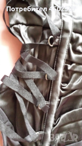 Черна рокля с корсетни елементи, снимка 4 - Рокли - 51918670