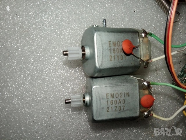 Моторчета на 5 волта