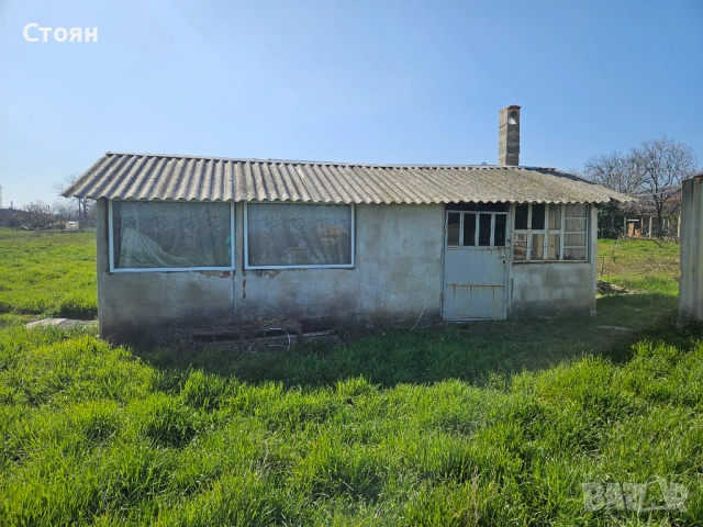 Полумасивна къща + стопанска постройка в 1824 кв.м парцел, снимка 4 - Къщи - 53822180