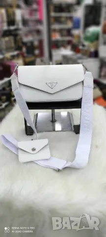 чанти prada milano , снимка 1 - Чанти - 48547686