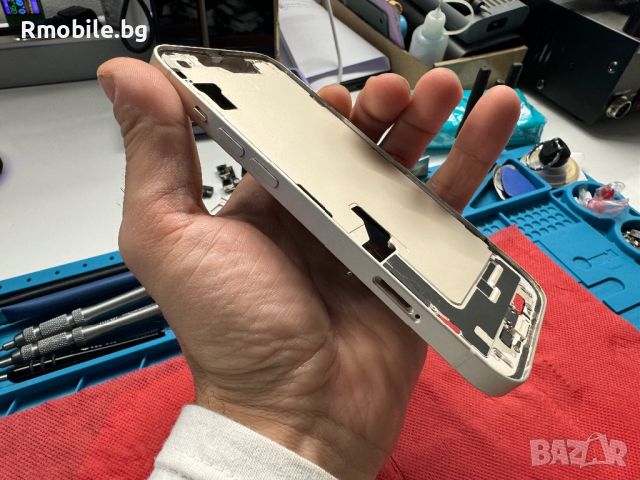 Среден борд (рамка) IPhone 14 White , снимка 1 - Резервни части за телефони - 45530820