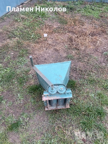 Мелачка за грозде 