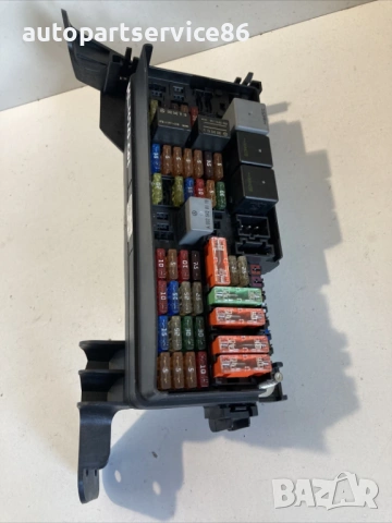 Кутия за предпазители за Mercedes ML W164 420 CDI V8 (2007) A1643402372