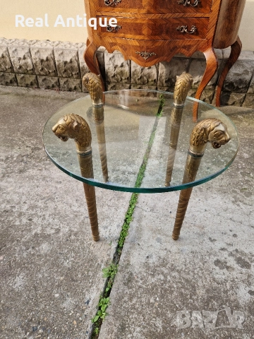 Уникална антикварна френска масичка стъкло с бронзови крака 