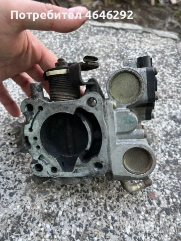 Дроселова клапа, снимка 2 - Части - 53403940