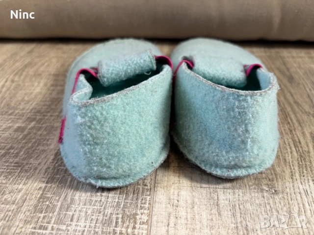 Детски пантофки Crocs 27, снимка 3 - Детски пантофи - 53609033